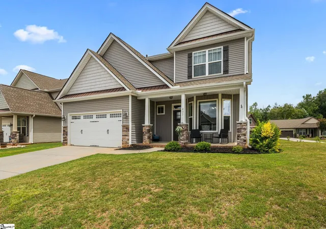 Photo 2 of Single family home for sale at 437 Kensrowe Dr, Boiling Springs, SC 29316 | MLS# 1598767 | Listing updated on 2026-08-15