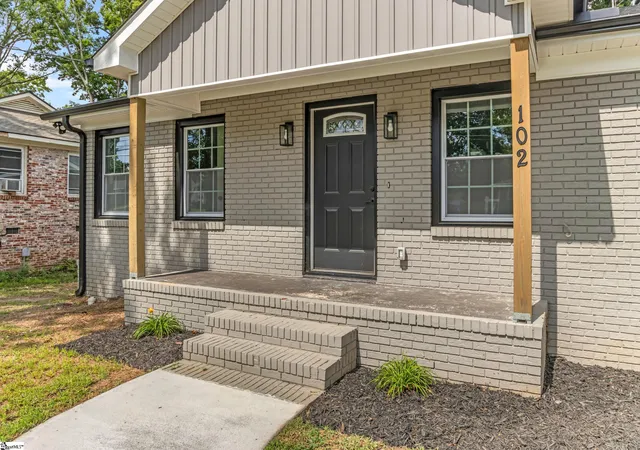 Photo 2 of Sale Pending at 102 Artillery Rd, Taylors, SC 29687 | MLS# 1600126 | Listing updated on 2026-08-28