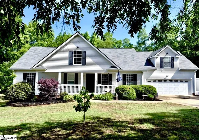 Homes for sale in Travelers Rest, SC | 805 Marion St, Travelers Rest, SC 29690 | MLS# 1590706