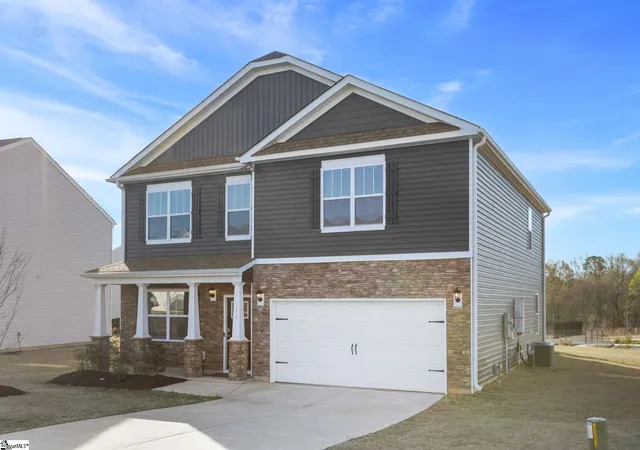 Photo 2 of Single family home for sale at 113 Silicon Dr, Greenville, SC 29605 | MLS# 1586726 | Listing updated on 2026-09-16