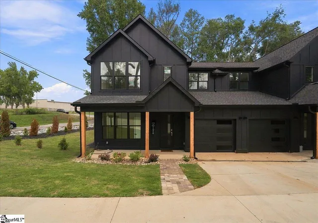 Photo 1 of Multi family home for sale at 211 Whatley Cir, Mauldin, SC 29662 | MLS# 1600081 | Listing updated on 2026-08-06