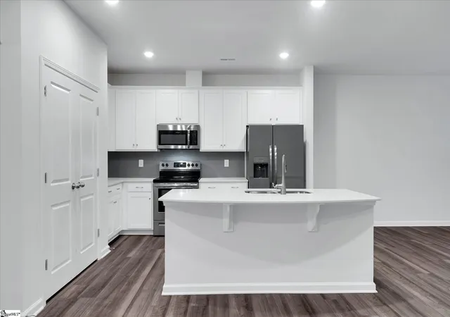 Photo 3 of Sale Pending at 290 E Compass Wy, Easley, SC 29640 | MLS# 1600548 | Listing updated on 2026-08-27