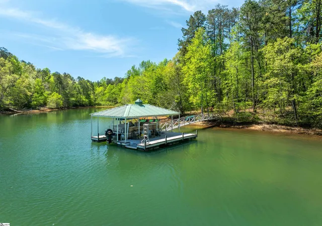 Photo 3 of Land for sale at 124 Coveside Ln, Six Mile, SC 29682 | MLS# 1591269 | Listing updated on 2026-05-11