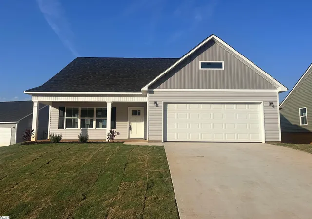 1st image of 205 Kahlen Ct, Piedmont, SC 29673 | MLS# 1587637