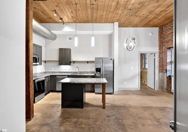 Photo 3 of Condo for sale at 806 Green Ave #UNIT 127, Greenville, SC 29605 | MLS# 1598769 | Listing updated on 2026-09-22