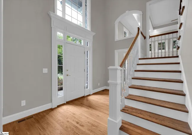 Photo 3 of Single family home for sale at 4 Fenwick Pl, Greer, SC 29650 | MLS# 1595640 | Listing updated on 2026-09-13