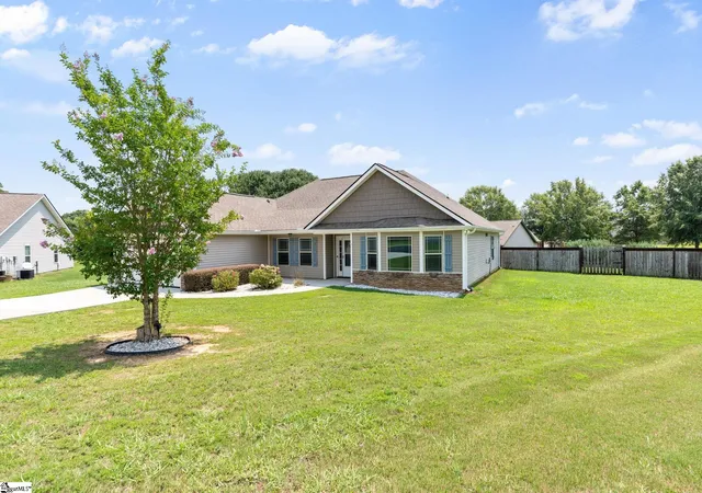 Photo 2 of Single family home for sale at 276 Gala Ln, Inman, SC 29349 | MLS# 1599397 | Listing updated on 2026-09-18