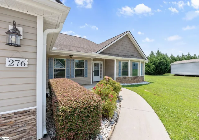 Photo 4 of Single family home for sale at 276 Gala Ln, Inman, SC 29349 | MLS# 1599397 | Listing updated on 2026-09-18