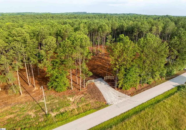 Photo 3 of House for sale at 00 Cheek Rd #Lot 11, Gray Court, SC 29645 | MLS# 1600376 | Listing updated on 2026-08-10