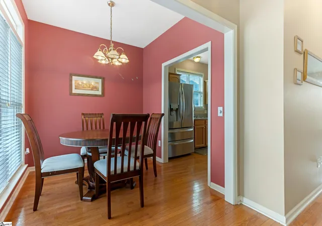 Photo 4 of Single family home for sale at 203 Summergrass Dr, Greenville, SC 29617 | MLS# 1602374 | Listing updated on 2026-10-15
