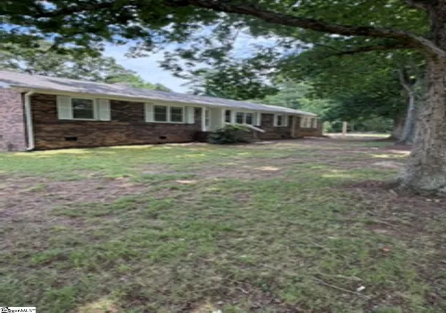 Homes for sale in Pelzer, SC | 140 Loftis Dr, Pelzer, SC 29669 | MLS# 1595012