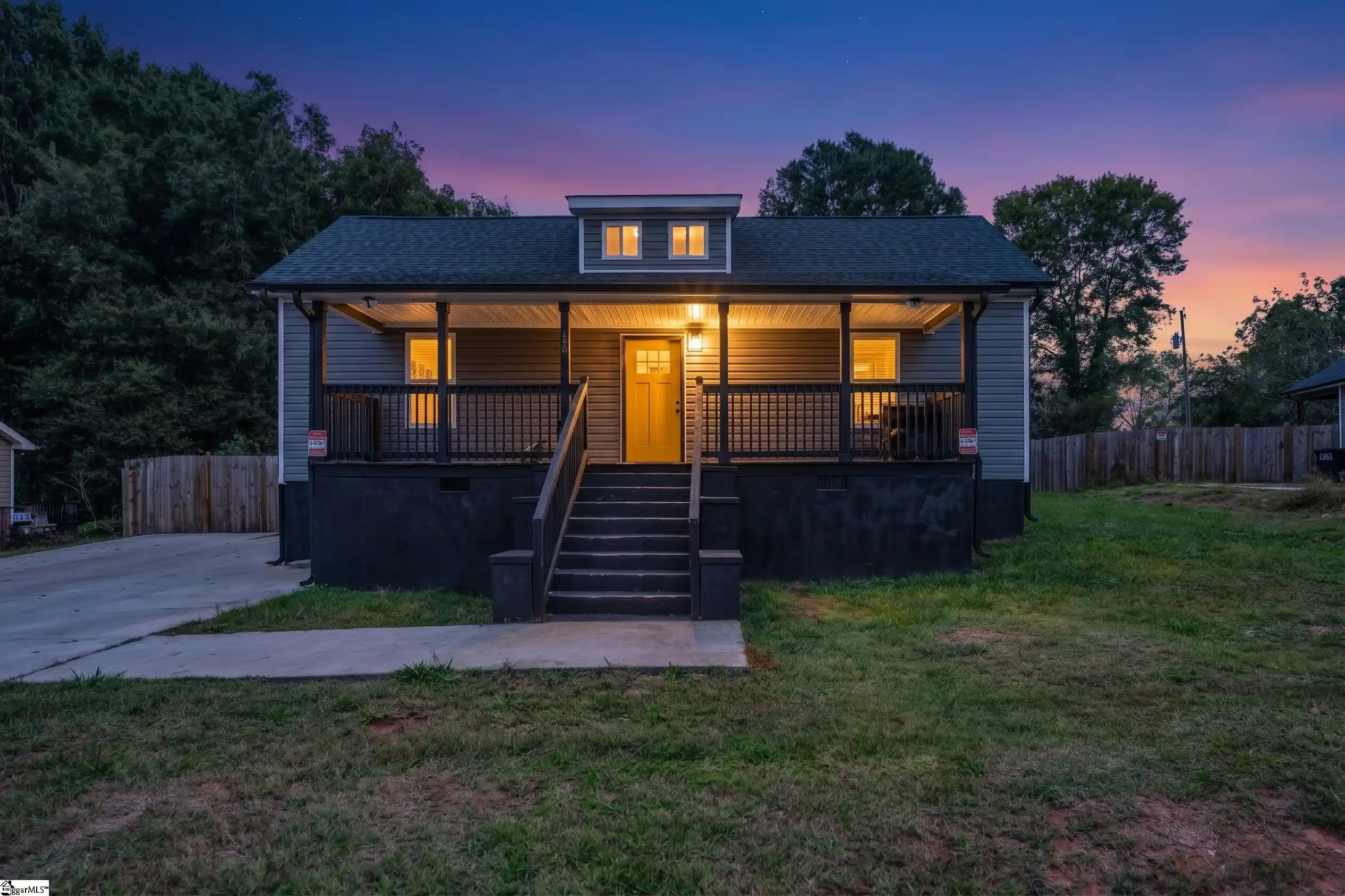 Photo 1 of Single family home for sale at 110 Hunter St, Anderson, SC 29625 | MLS# 1607069 | Listing updated on 2026-10-22