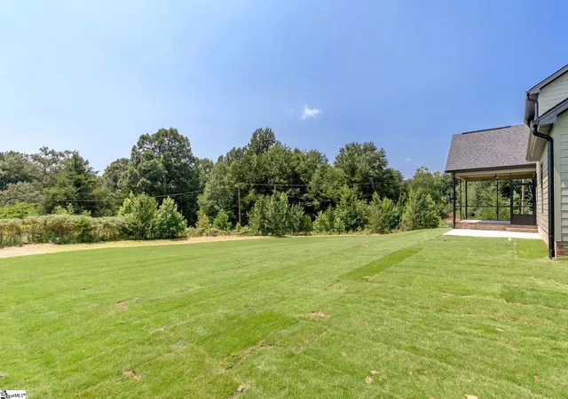 Photo 31 of Single family home for sale at 21 Burns Rd, Travelers Rest, SC 29690 | MLS# 1599099 | Listing updated on 2026-09-02