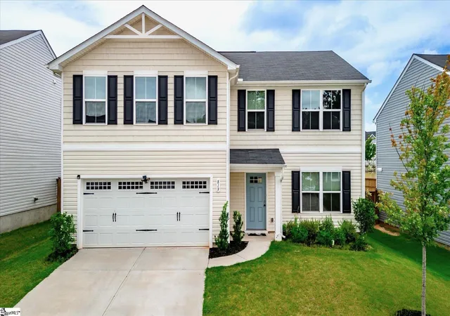 Photo 1 of Single family home for sale at 819 Throckmorton Ct, Greenville, SC 29605 | MLS# 1601888 | Listing updated on 2026-09-18