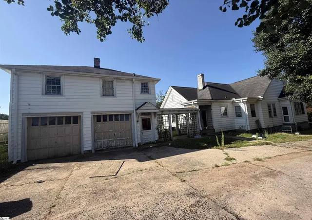 2nd image of 105 S 5th St, Easley, SC 29640 | MLS# 1596722