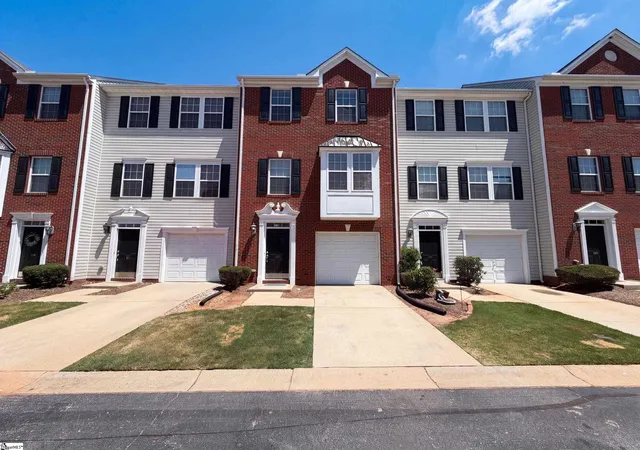 Photo 1 of Townhouse for sale at 104 Sylvan Oak Wy, Simpsonville, SC 29681 | MLS# 1597754 | Listing updated on 2026-08-20