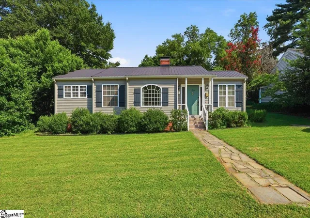 Homes for sale in Abbeville, SC | 120 Calhoun St, Abbeville, SC 29620 | MLS# 1597438