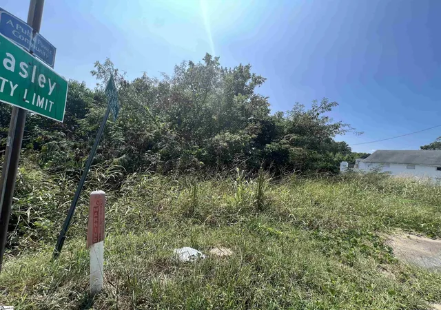 3rd image of 315 Gentry Memorial Hwy, Easley, SC 29640 | MLS# 1572251