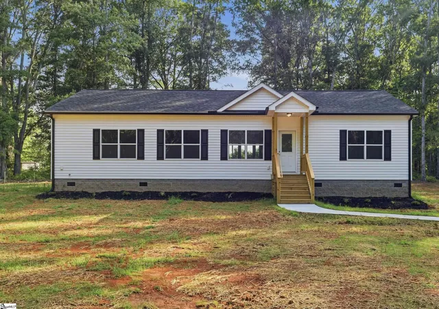 Homes for sale in Starr, SC | 112 Zula Cir, Starr, SC 29684 | MLS# 1595983