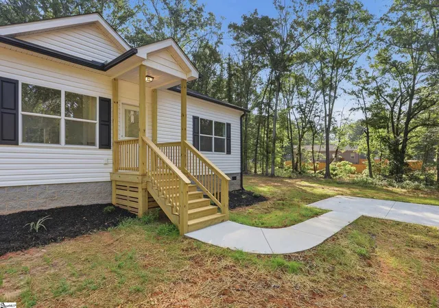 Homes for sale in Starr, SC | 112 Zula Cir, Starr, SC 29684 | MLS# 1595983