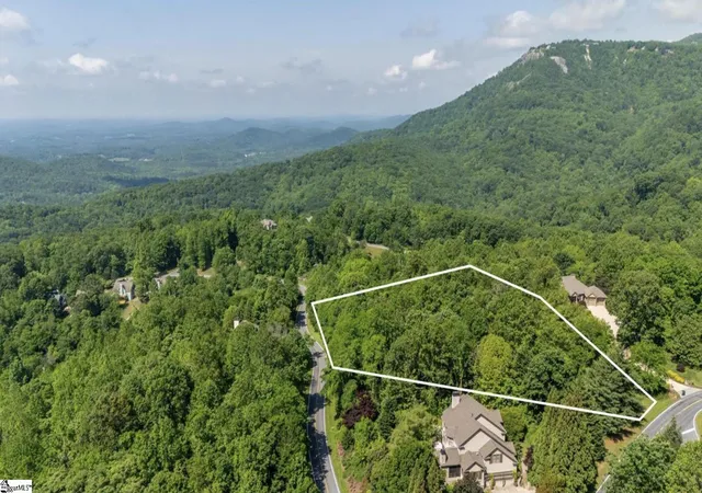 Land for sale at 33 Raptor Wy, Landrum, SC 29356 | MLS# 1600062