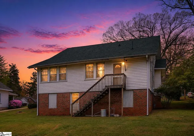 2nd image of 312 E A Ave, Easley, SC 29640 | MLS# 1588203