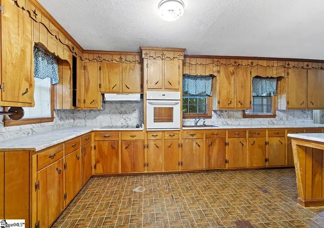 Photo 3 of Single family home for sale at 18348 25 Hwy, Ware Shoals, SC 29692 | MLS# 1592460 | Listing updated on 2026-08-14