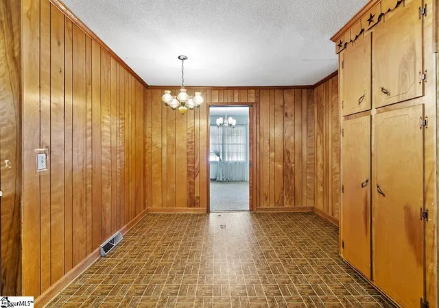 Photo 4 of Single family home for sale at 18348 25 Hwy, Ware Shoals, SC 29692 | MLS# 1592460 | Listing updated on 2026-08-14