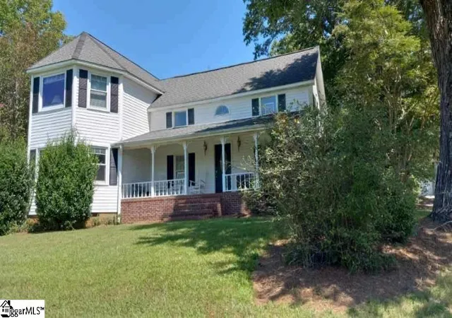 Photo 1 of Single family home for sale at 3176 Dacusville Hwy, Easley, SC 29640 | MLS# 1599757 | Listing updated on 2026-09-08