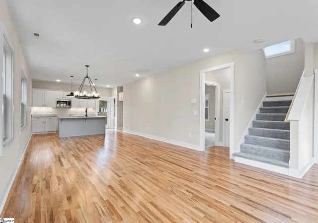 Photo 3 of Single family home for sale at 20 N Georgia Ave, Greenville, SC 29611 | MLS# 1571582 | Listing updated on 2026-09-04