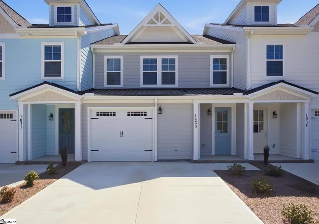 Townhouse for sale at 1033 George Smith Mill Rd, Anderson, SC 29625 | MLS# 1586832