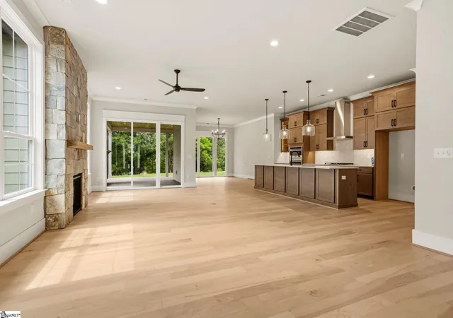 Photo 4 of Single family home for sale at 102 Adrian Wy, Simpsonville, SC 29680 | MLS# 1600608 | Listing updated on 2026-09-04