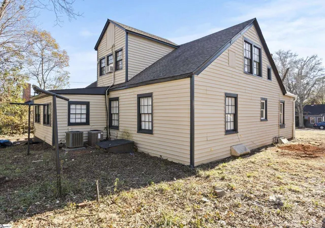 2nd image of 211 California Ave, Spartanburg, SC 29303 | MLS# 1587250