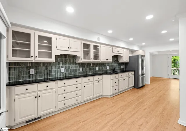 Photo 4 of Condo for sale at 175 Ingleoak Ln, Greenville, SC 29615 | MLS# 1600080 | Listing updated on 2026-09-15