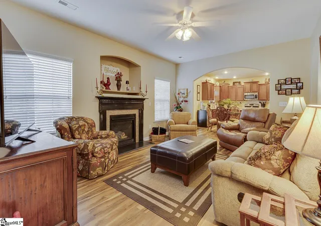 Photo 3 of Single family home for sale at 121 Haddington Ln, Greenville, SC 29609 | MLS# 1602307 | Listing updated on 2026-09-03