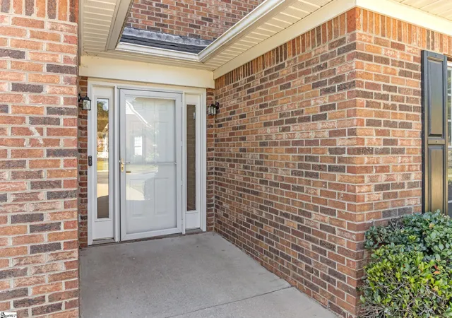 Photo 2 of Single family home for sale at 58 Arbours West Ln, Moore, SC 29369 | MLS# 1569244 | Listing updated on 2025-10-06