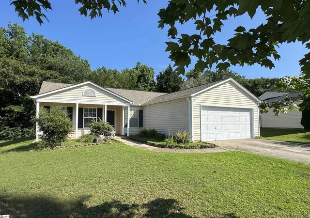 Photo 1 of Single family home for sale at 209 Winding Willow Trl, Taylors, SC 29687 | MLS# 1597751 | Listing updated on 2026-09-18