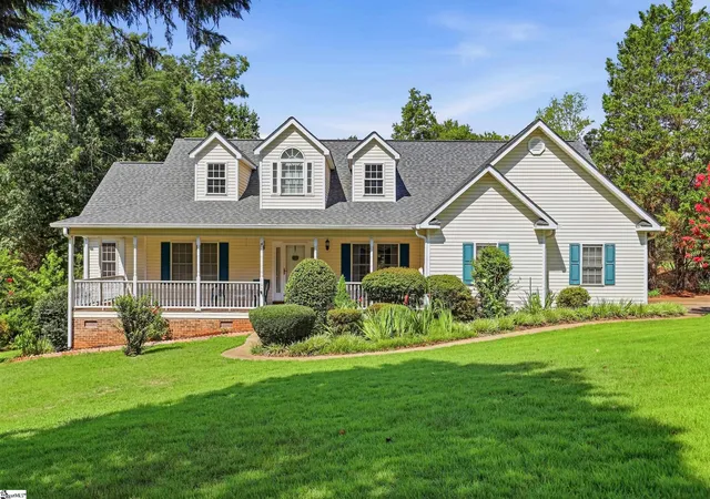 Photo 2 of Single family home for sale at 105 Taxiway Ave, Easley, SC 29640 | MLS# 1599699 | Listing updated on 2026-08-04