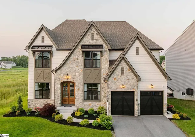 1st image of 40 Nivie Ln, Simpsonville, SC 29681 | MLS# 1581071