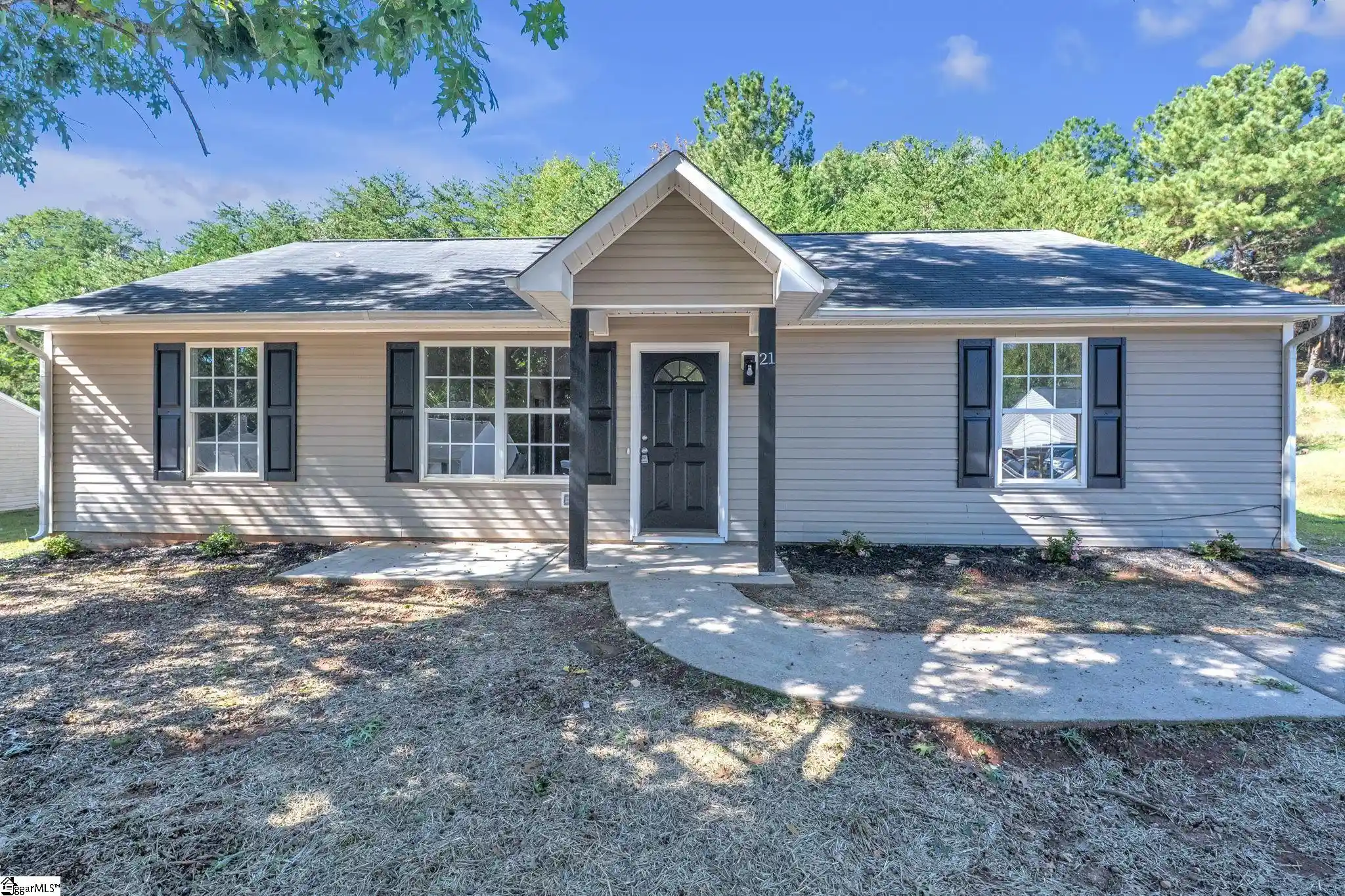 Photo 1 of Single family home for sale at 21 Backwater Way, Greenville, SC 29611 | MLS# 1606692 | Listing updated on 2026-10-15
