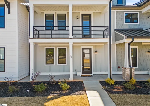 Photo 2 of Townhouse for sale at 1321 S Pinot Rd, Duncan, SC 29334 | MLS# 1566878 | Listing updated on 2026-09-01