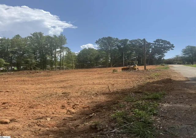 Photo 3 of Land for sale at 00 Cox Ave, Anderson, SC 29621 | MLS# 1601709 | Listing updated on 2026-08-23