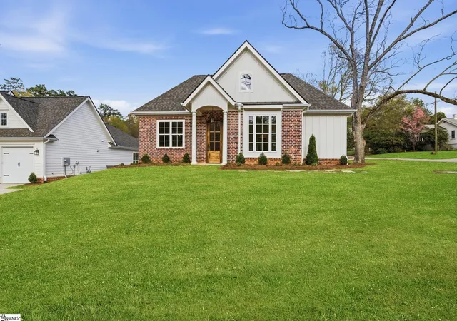 1st image of 101 East C (lot C) Ave #Lot C, Easley, SC 29640 | MLS# 1586588
