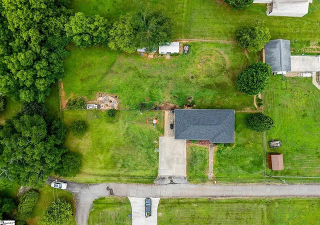 Photo 33 of Single family home for sale at 114 1st St, Central, SC 29630 | MLS# 1594415 | Listing updated on 2026-07-27