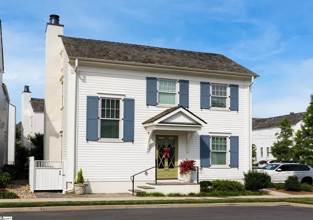 Photo 1 of Single family home for sale at 105 Bowman Rd, Greenville, SC 29615 | MLS# 1599134 | Listing updated on 2026-08-27