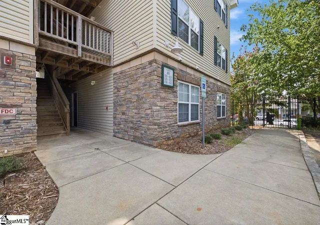 1st image of 113 Lookover Dr, Anderson, SC 29621 | MLS# 1600200