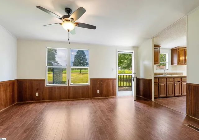 Photo 3 of Manufactured home for sale at 963 Renno Rd, Clinton, SC 29325 | MLS# 1602415 | Listing updated on 2026-08-31