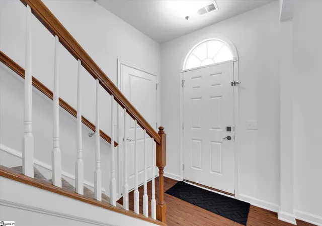 Photo 4 of Townhouse for sale at 16 Fairchild Wy, Greenville, SC 29607 | MLS# 1592035 | Listing updated on 2026-09-13