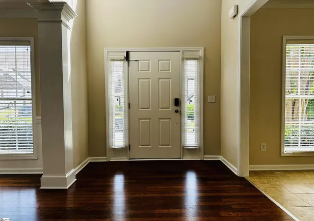 Photo 4 of Single family home for sale at 6 Boxleaf Ct, Greer, SC 29650 | MLS# 1591694 | Listing updated on 2026-09-13