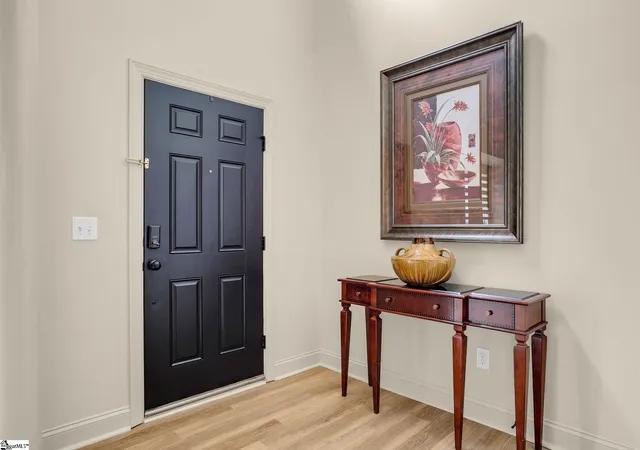 Photo 3 of Townhouse for sale at 28 Dillworth Ct, Simpsonville, SC 29681 | MLS# 1595072 | Listing updated on 2026-09-15